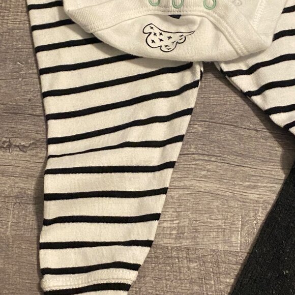 Baby Bodysuits & Leggings Set - Cloud & Stripe Patterns - Long Sleeve - Size 3-6 - Picture 4 of 7